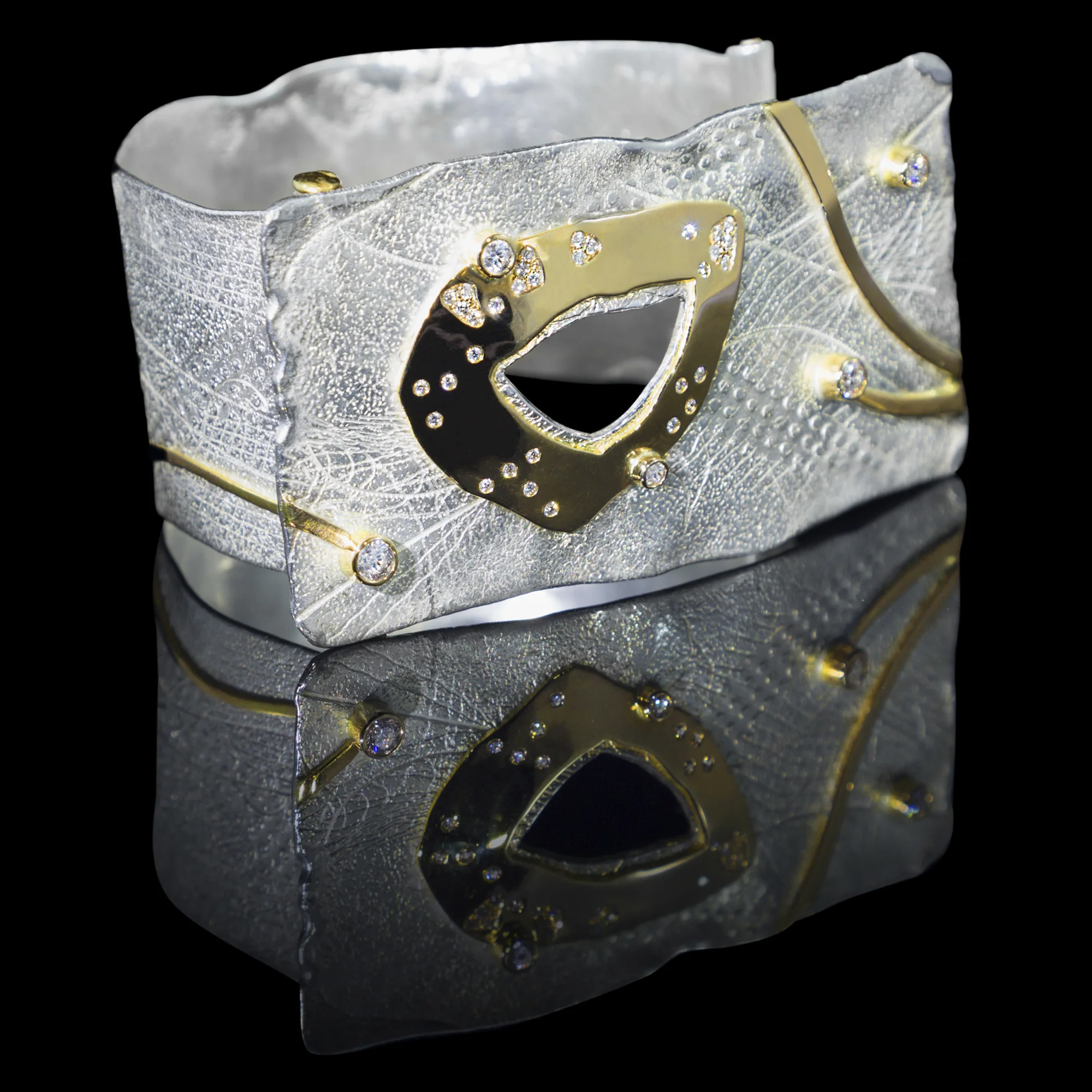 Shackle cuff sale